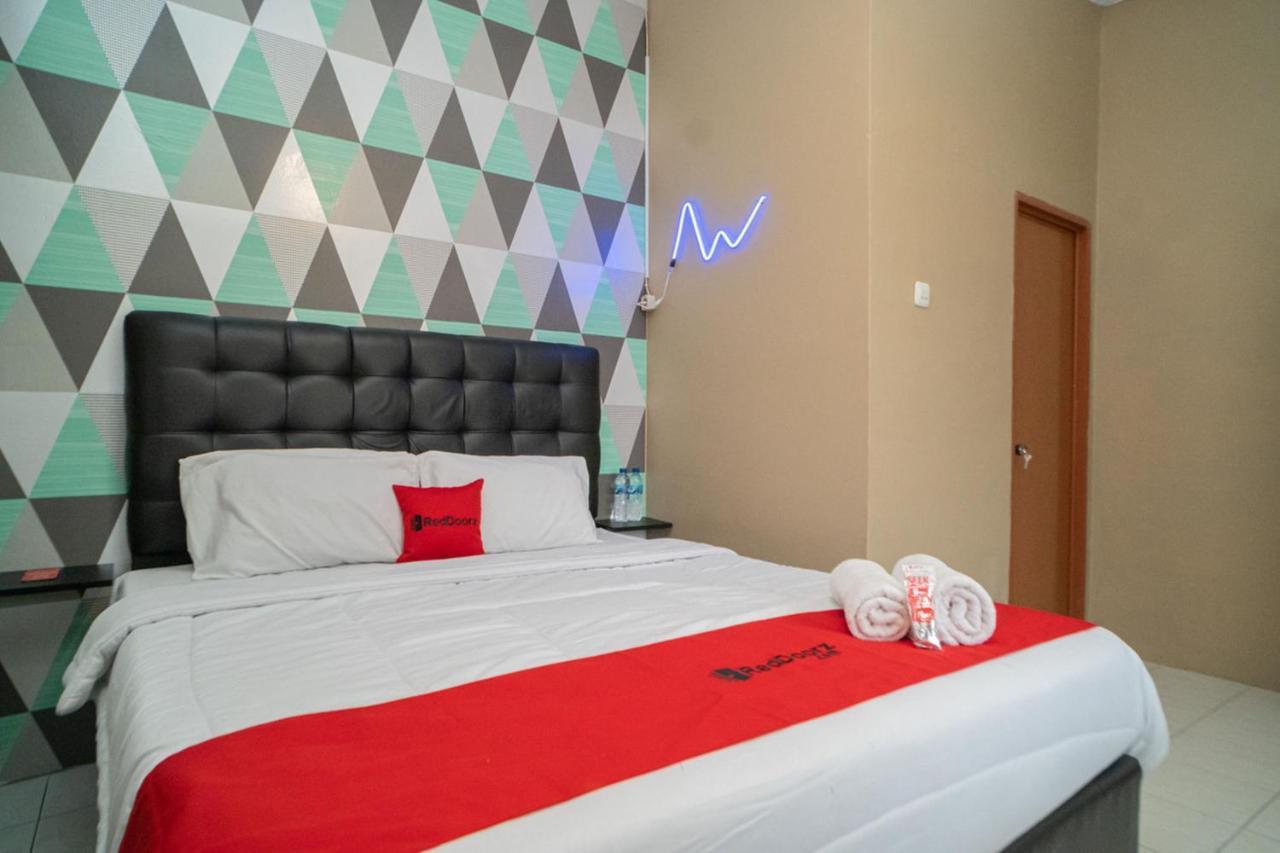 Reddoorz Near Taman Safari 2 Hotel Bogor Exterior foto
