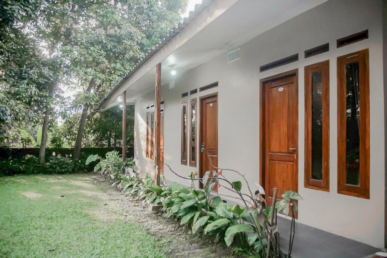 Reddoorz Near Taman Safari 2 Hotel Bogor Exterior foto